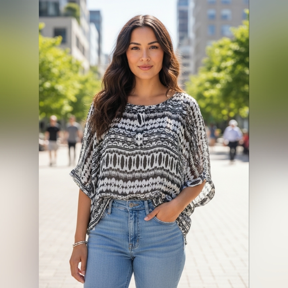 Black n White Sheer Crop Top Shortsleeve Cuffed Blouse Aztec Soop Neck LARGE - Picture 1 of 12